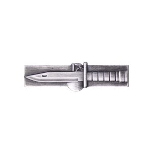 Army Badge: Expert Soldier, regulation size, silver oxidized