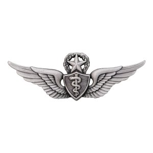 Army Badge: Master Flight Surgeon, regulation size, silver oxidized