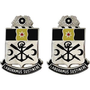 Army Crest: 10th Engineer Battalion, Laboramus Sustinere