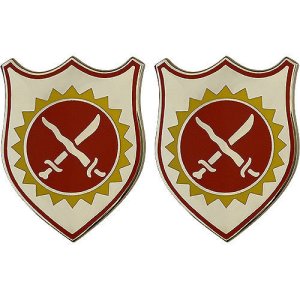Army Crest: 4th Field Artillery
