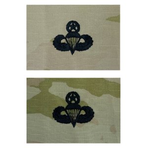 Army Embroidered Badge on OCP Sew On: Parachutist, Master