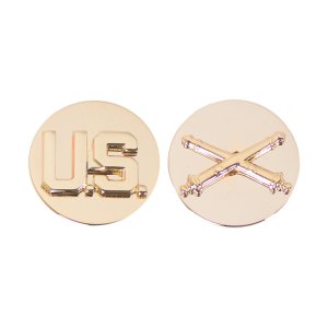 Army Enlisted Branch of Service Collar Device: US and Field Artillery