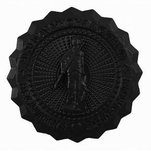 Army ID Badge: National Guard Recruiting and Retention, black metal