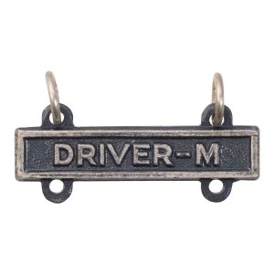Army Qualification Bar: Driver M, silver oxidized finish