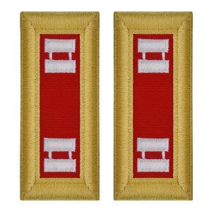 Army Shoulder Strap: Captain Artillery, female