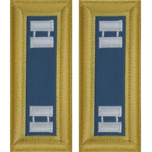 Army Shoulder Strap: Captain Infantry