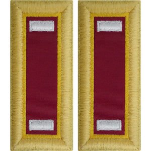 Army Shoulder Strap: First Lieutenant Ordnance