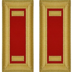 Army Shoulder Strap: Second Lieutenant Artillery