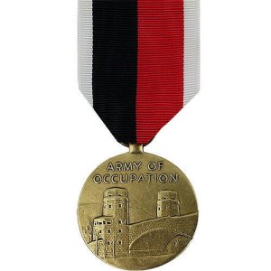 Decorations Full Size Medal: WWII Occupation and Air Force