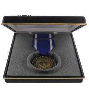 Decorations Medal Presentation Set: NATO Medal