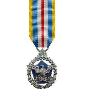 Decorations Miniature Medal: 24k Gold Plated: Defense Superior Service