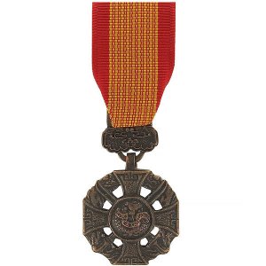Decorations Miniature Medal: Vietnam Gallantry Cross Armed Forces No Attachment