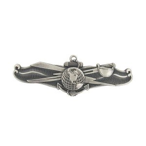 Navy Badge: Information Dominance Warfare Enlisted, oxidized