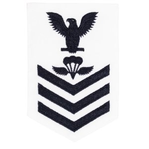 Navy E6 Female Rating Badge: Aircrew Survival Equipmentman, white