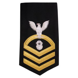 Navy E7 Male Rating Badge: Diver, seaworthy gold on blue