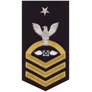 Navy E8 Male Rating Badge: Aviation Boatswain''s Mate, seaworthy gold on blue