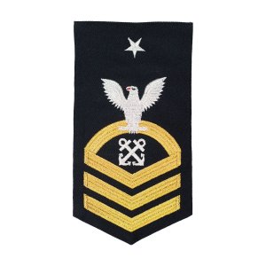 Navy E8 Male Rating Badge: Boatswains Mate, seaworthy gold on blue