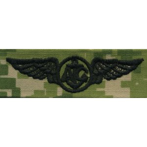 Navy Embroidered Badge: Aircrew, Woodland Digital NWUIII