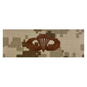 Navy Embroidered Badge: Basic Parachutist, Desert Digital
