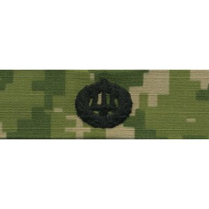 Navy Embroidered Badge: Command Ashore, Woodland Digital