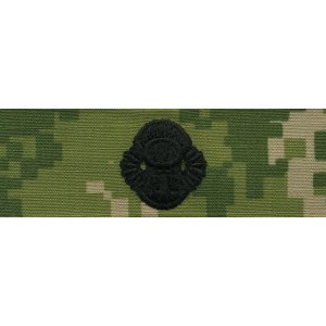 Navy Embroidered Badge: Scuba Diver, Woodland Digital