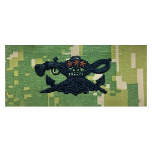 Navy Naval Special Warfare Combatant-Craft Crewman Master SWCC -woodland digital NWUIII