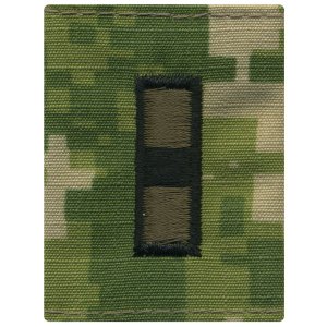Navy Parka Tab Device: Woodland Digital Embroidered WO3 Warrant Officer
