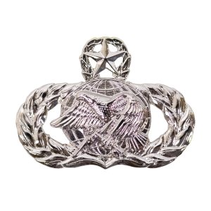 Air Force Badge: Supply Fuels: Master, regulation size