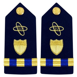 Coast Guard Shoulder Board: Warrant Officer 4 Electronics, Female