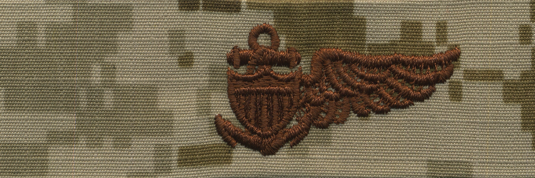 Picture of US Navy Badges Embroidered Balloon Pilot: Desert Digital