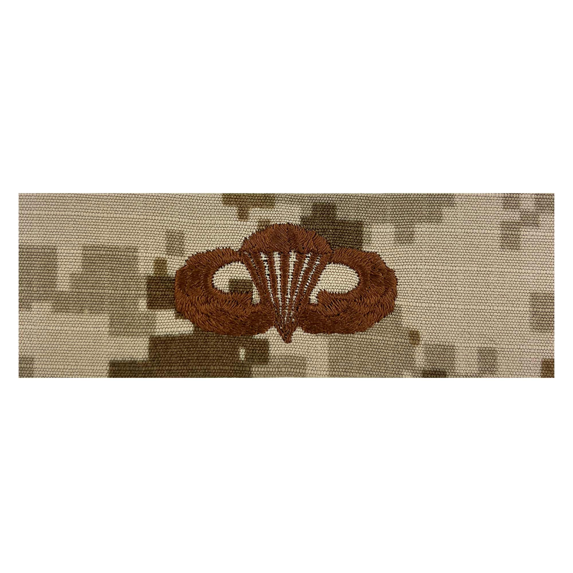 Picture of US Navy Badges Embroidered Basic Parachutist: Desert Digital