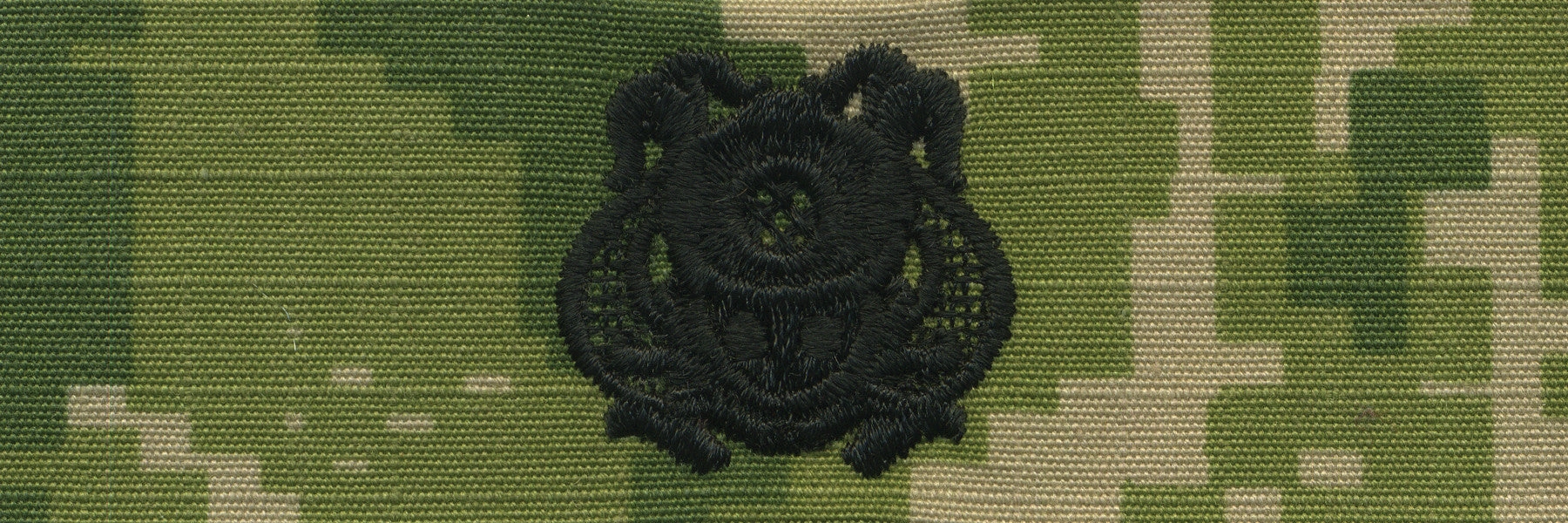 Picture of US Navy Badges Embroidered Diver 1St Class: Woodland Digital
