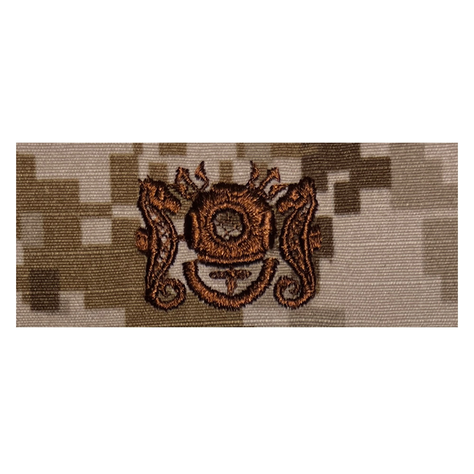 Picture of US Navy Badges Embroidered Diving Medical Technician: Desert Digital
