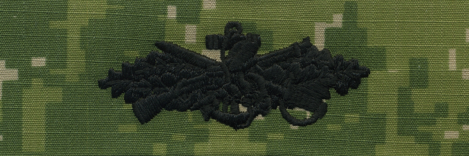 Picture of US Navy Badges Embroidered Seabee Combat Warfare: Woodland Digital