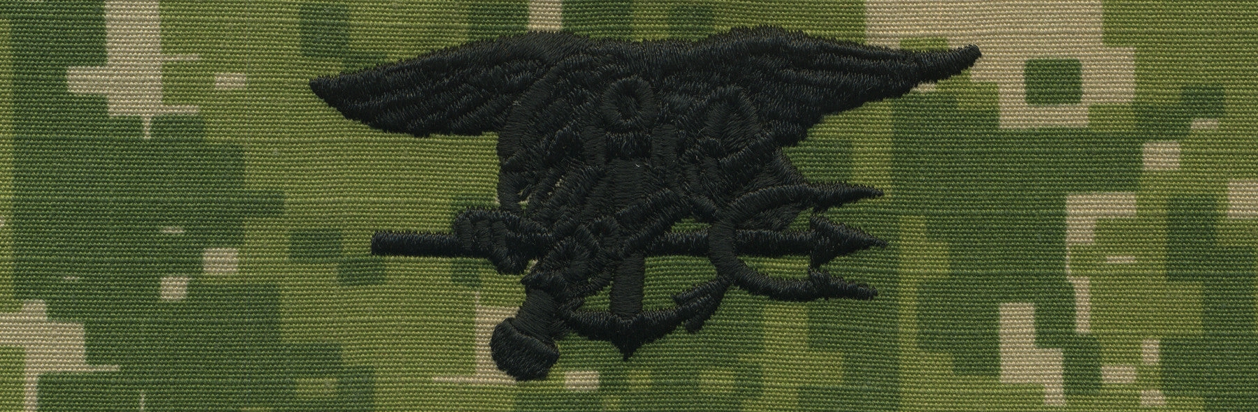 Picture of US Navy Badges Embroidered Special Warfare: Woodland Digital