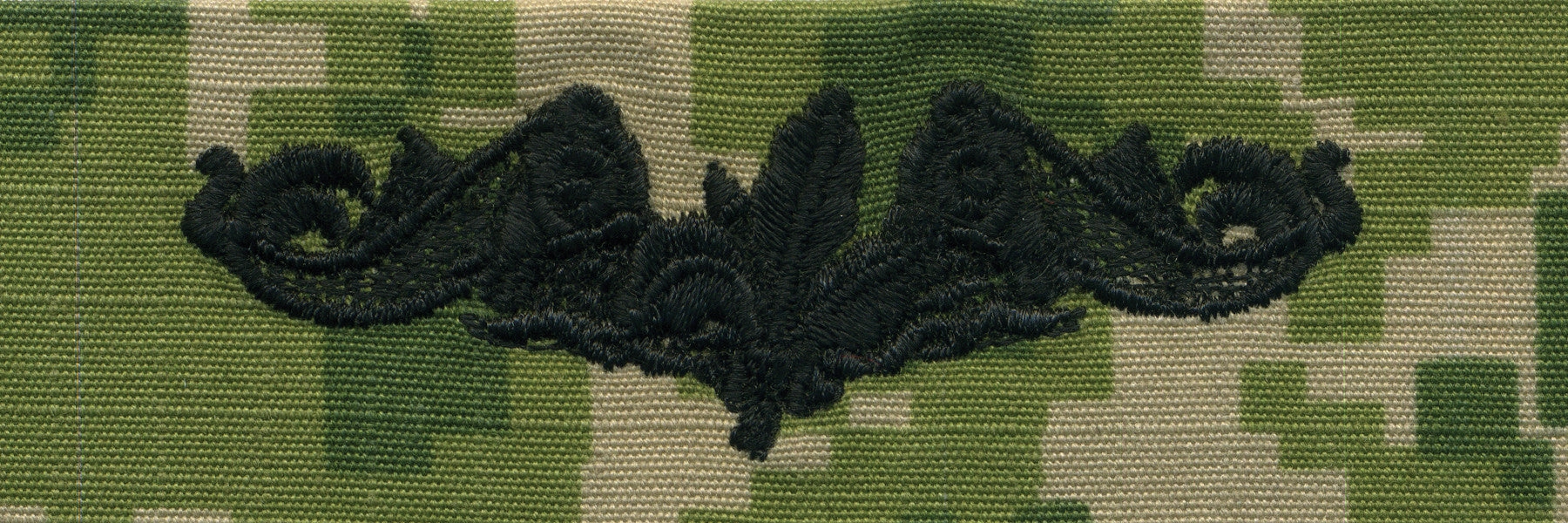 Picture of US Navy Badges Embroidered Submarine Supply: Woodland Digital
