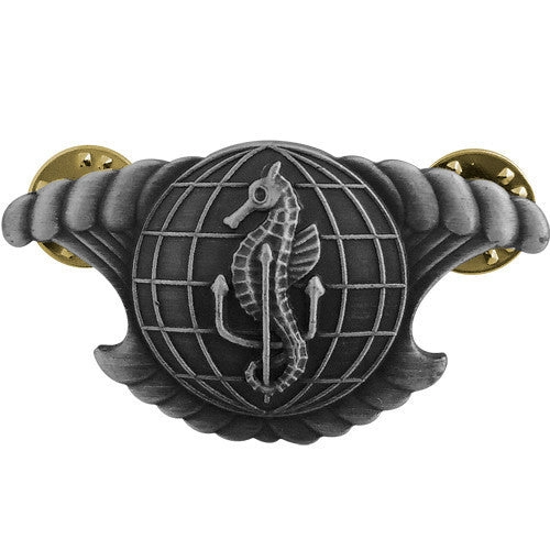 Picture of US Navy Badges Integrated UnderseaS Surveillance System: Enlisted: Regulation