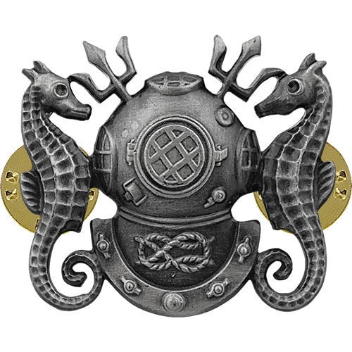 Picture of US Navy Badges Master Diver: Regulation Size